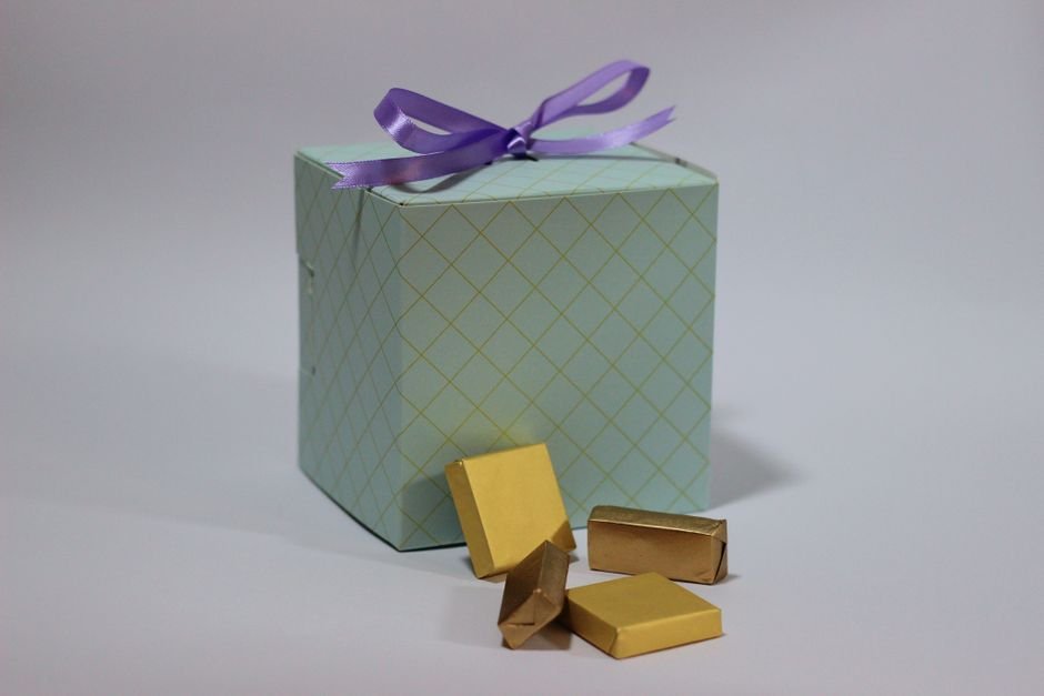 A gift box of dark chocolate squares paired well with Ghirardelli Intense Dark