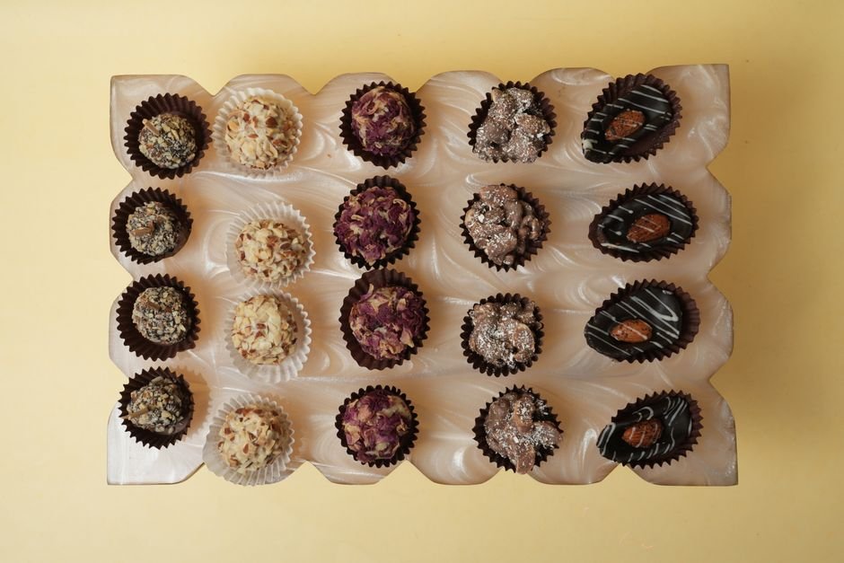 Lindor Milk Chocolate: What It Tastes Like And Where To Find It